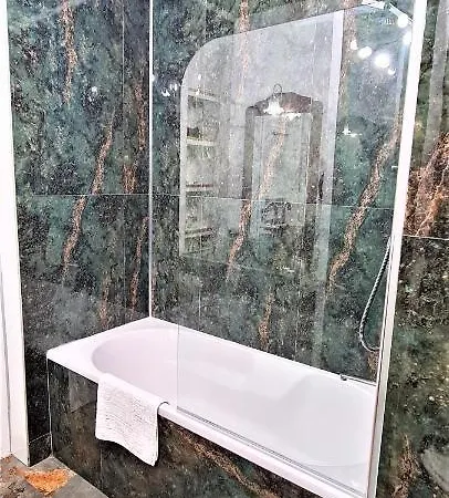 Central Arghezi Art Nouveau Acomodation Apartment Bucharest